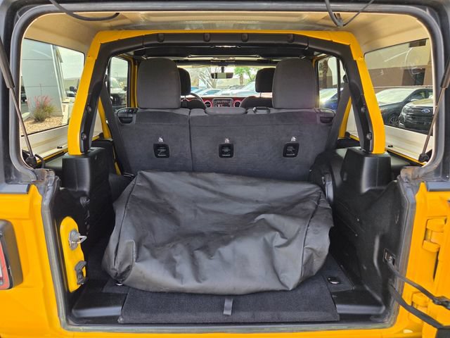 Used 2020 Jeep Wrangler Unlimited Rubicon AWD/4WD image 14