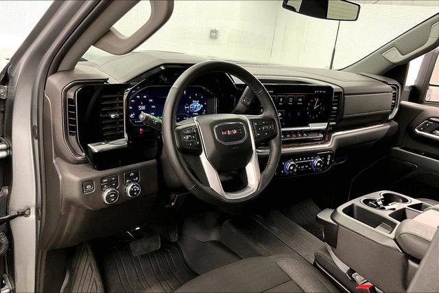 Used 2024 GMC Sierra 2500 SLE w/ SLE Convenience Package AWD/4WD image 17