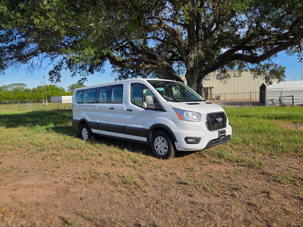 Used 2021 Ford Transit 350 XLT image 3
