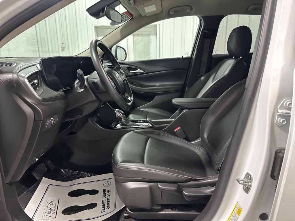 Used 2024 Buick Encore GX Sport Touring image 13