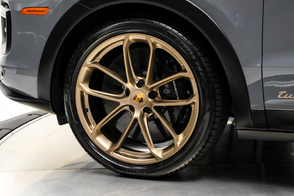 Used 2023 Porsche Cayenne Turbo GT AWD/4WD image 60
