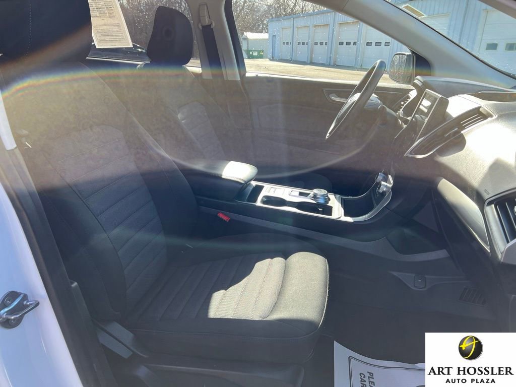 Used 2024 Ford Edge SE image 13