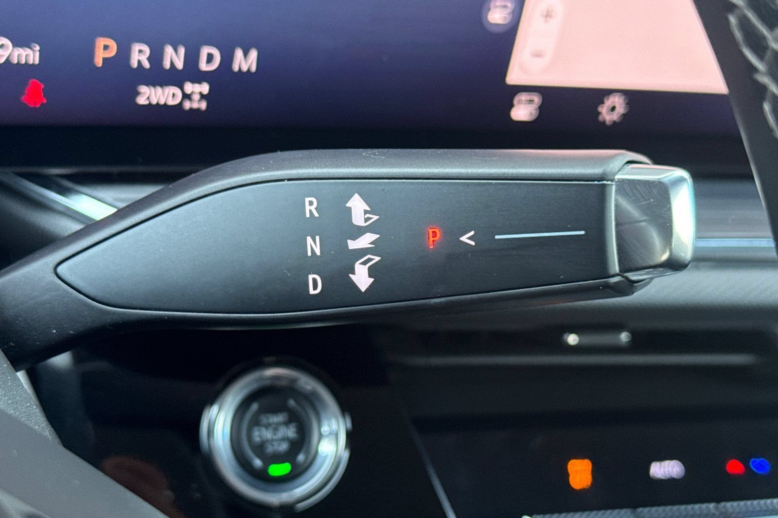 Used 2024 Buick Envision Preferred AWD/4WD image 32
