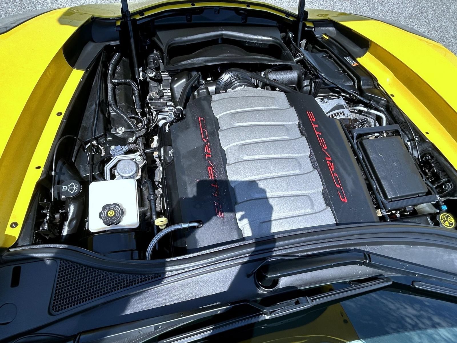 Certified 2016 Chevrolet Corvette Stingray Coupe w/ Carbon Flash Badge Package RWD image 19