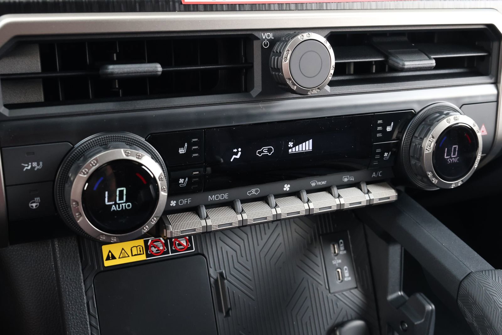 New 2026 Toyota 4Runner Platinum AWD/4WD image 23