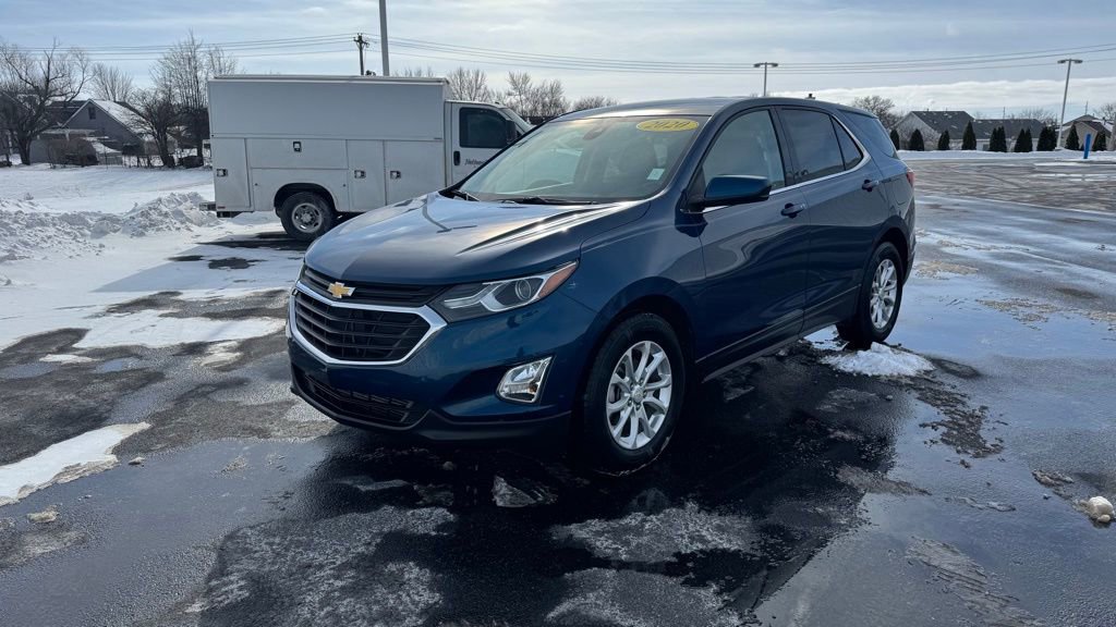 Used 2020 Chevrolet Equinox LT w/ Driver Convenience Package image 3