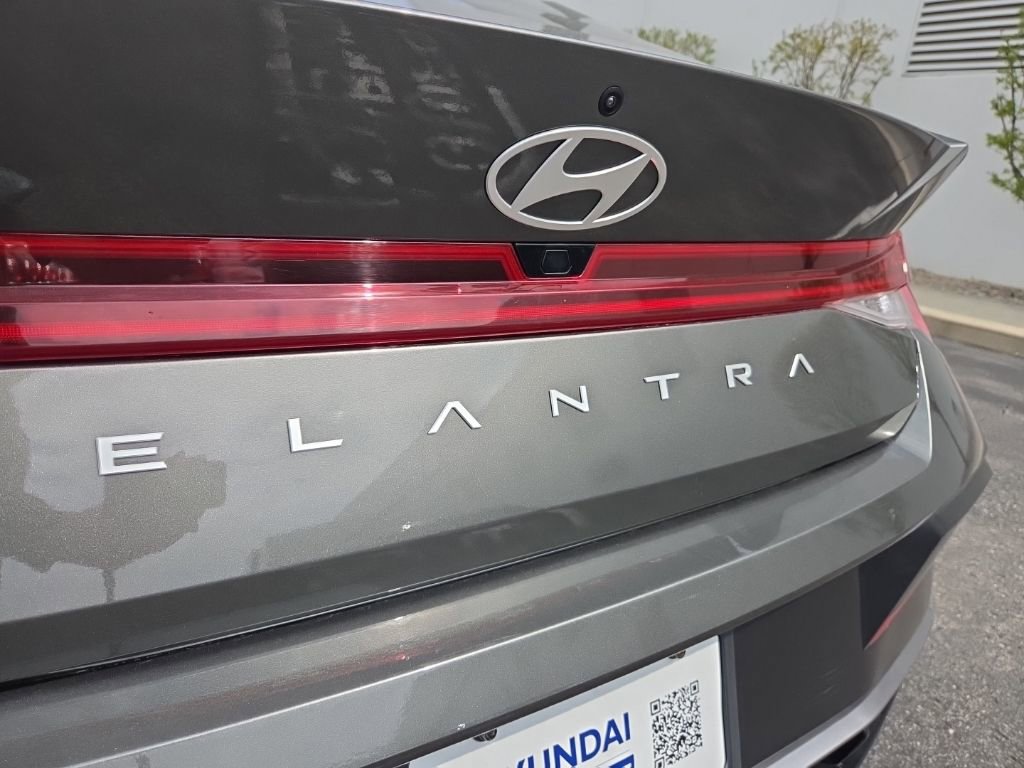 Certified 2024 Hyundai Elantra SEL w/ Convenience Package FWD image 12