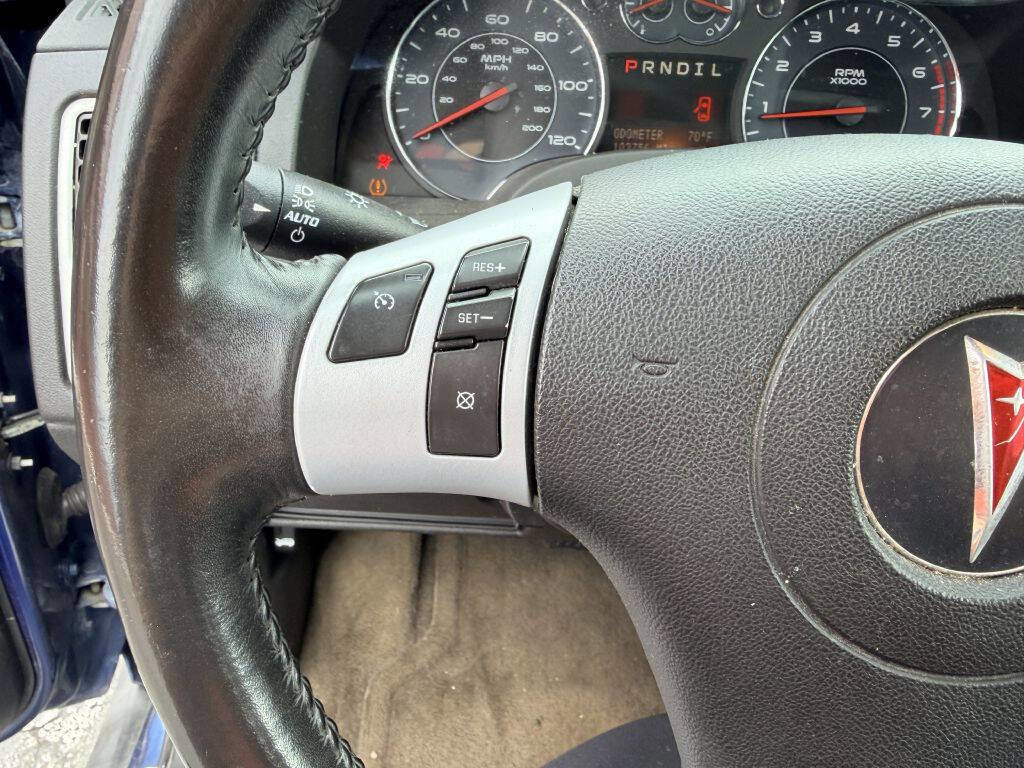 Used 2008 Pontiac Torrent 2WD w/ Preferred Package image 14