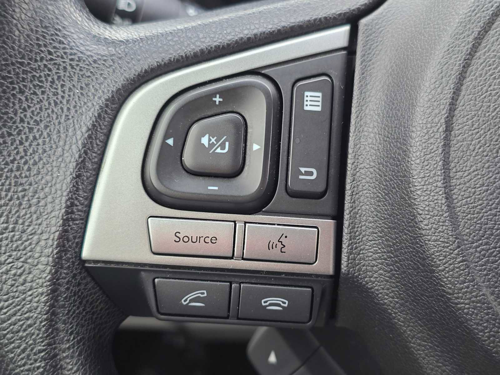 Used 2018 Subaru Forester 2.5i Premium AWD/4WD image 35