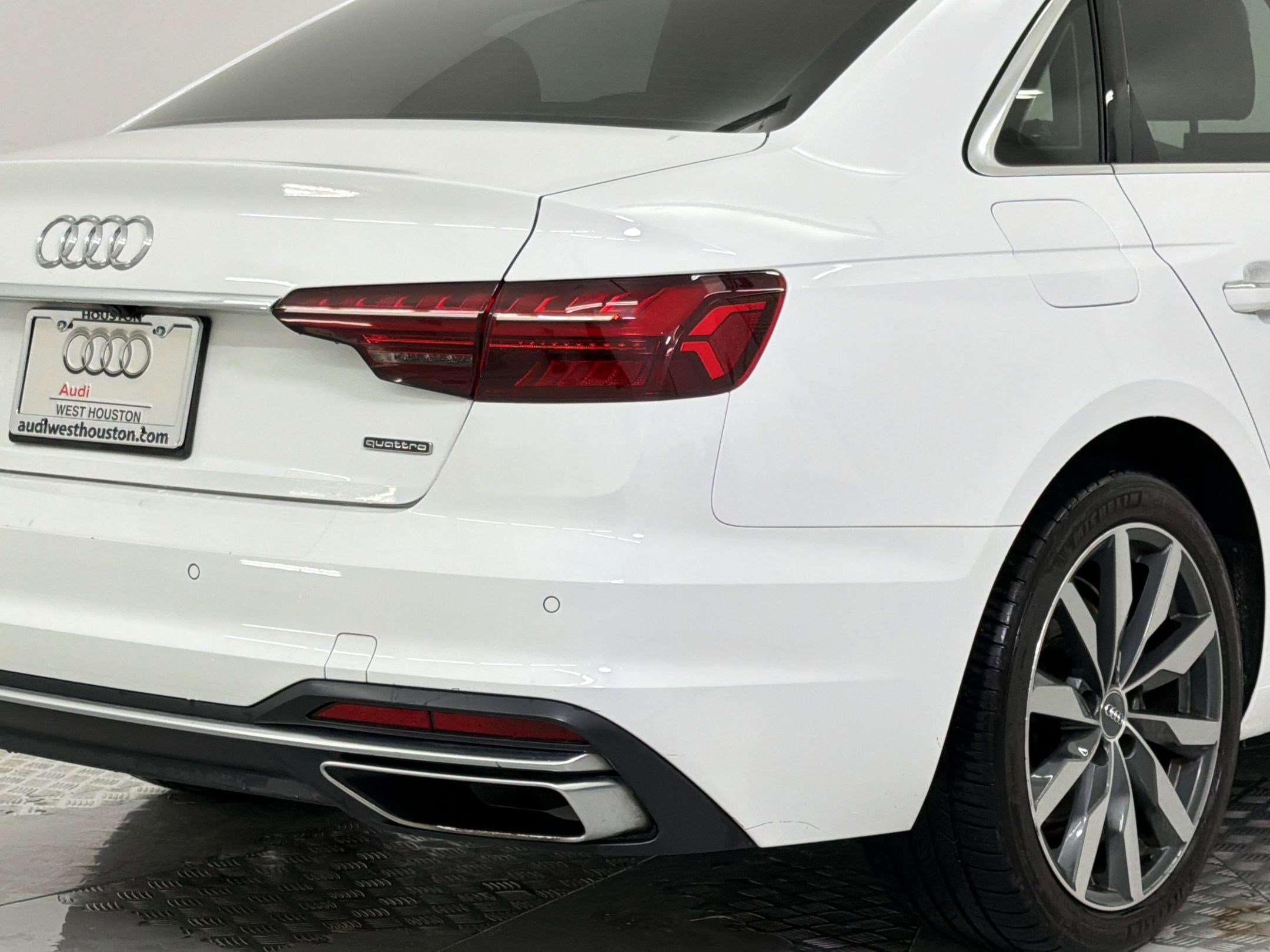 Used 2021 Audi A4 2.0T Premium Plus w/ Premium Plus Package AWD/4WD image 13
