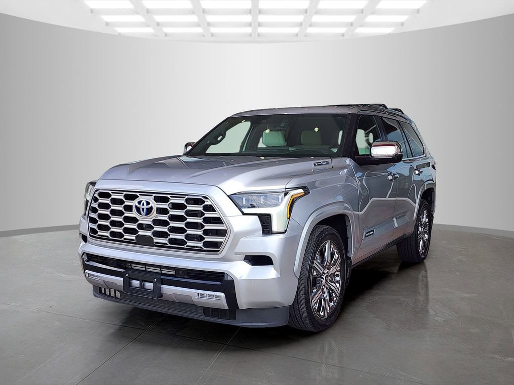 Used 2024 Toyota Sequoia Capstone image 9
