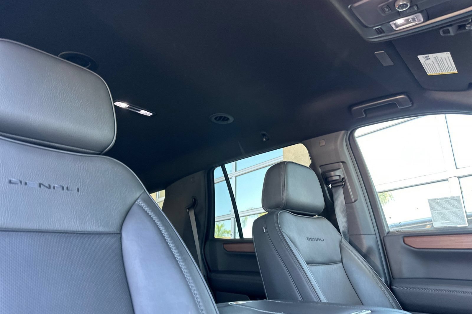 Certified 2025 GMC Yukon Denali RWD image 19