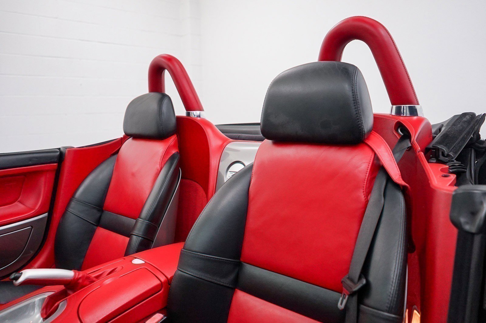 Used 2003 BMW Z8 RWD image 41