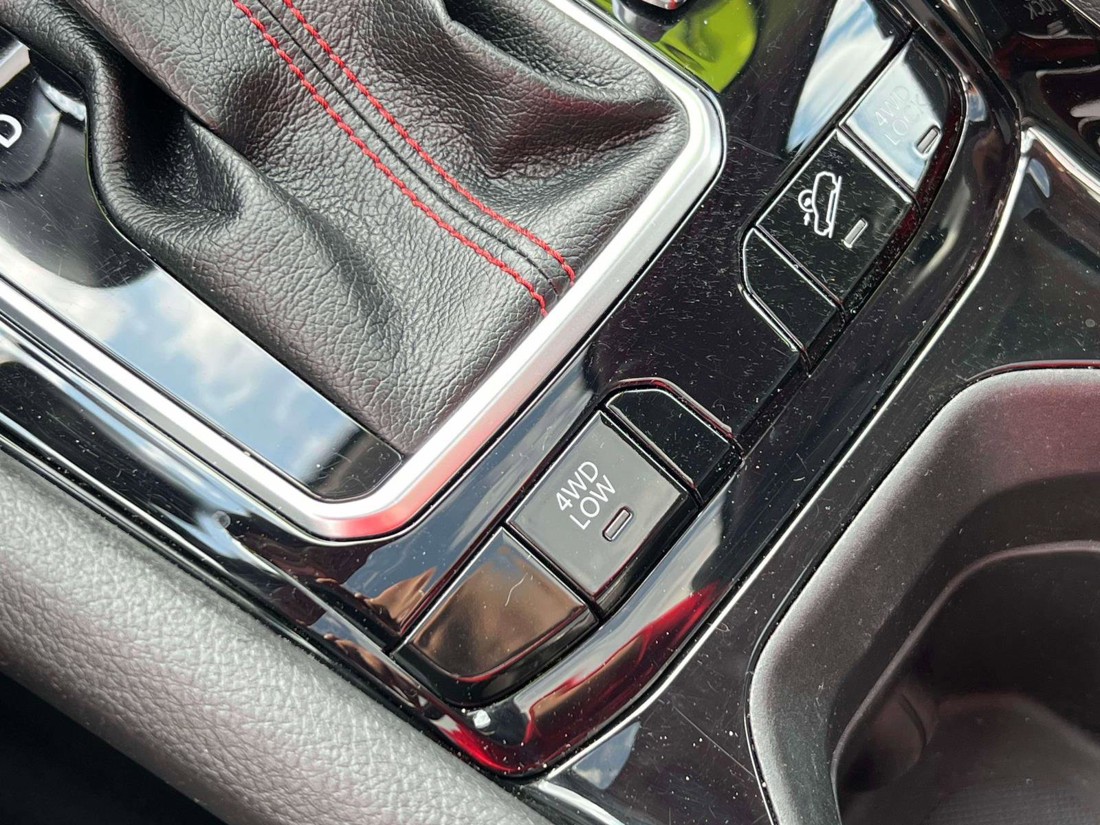 Used 2022 Jeep Compass Trailhawk w/ Trailhawk Elite Group AWD/4WD image 14