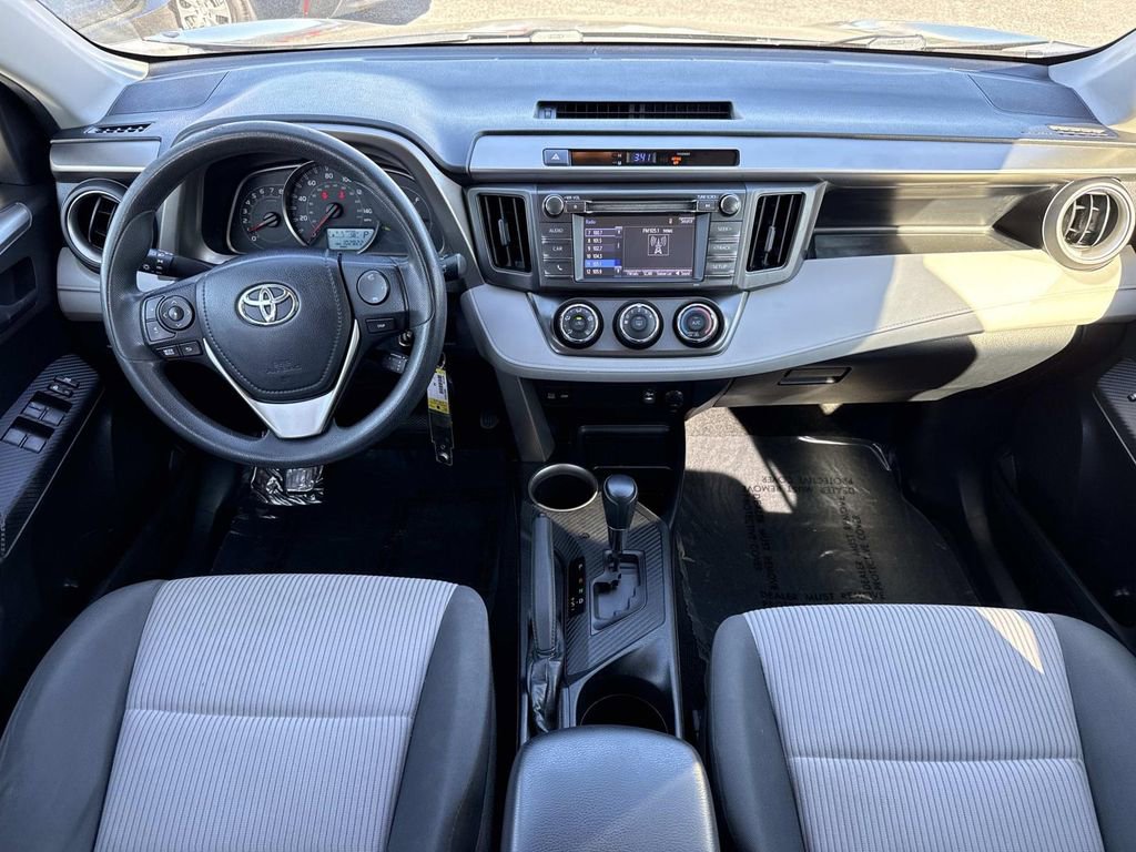 Used 2015 Toyota RAV4 LE image 16