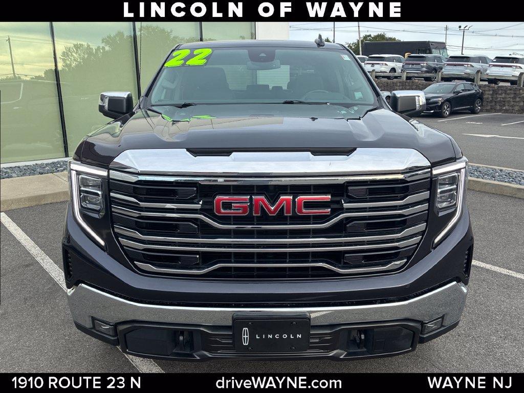 Used 2022 GMC Sierra 1500 SLT w/ SLT Convenience Package AWD/4WD image 10