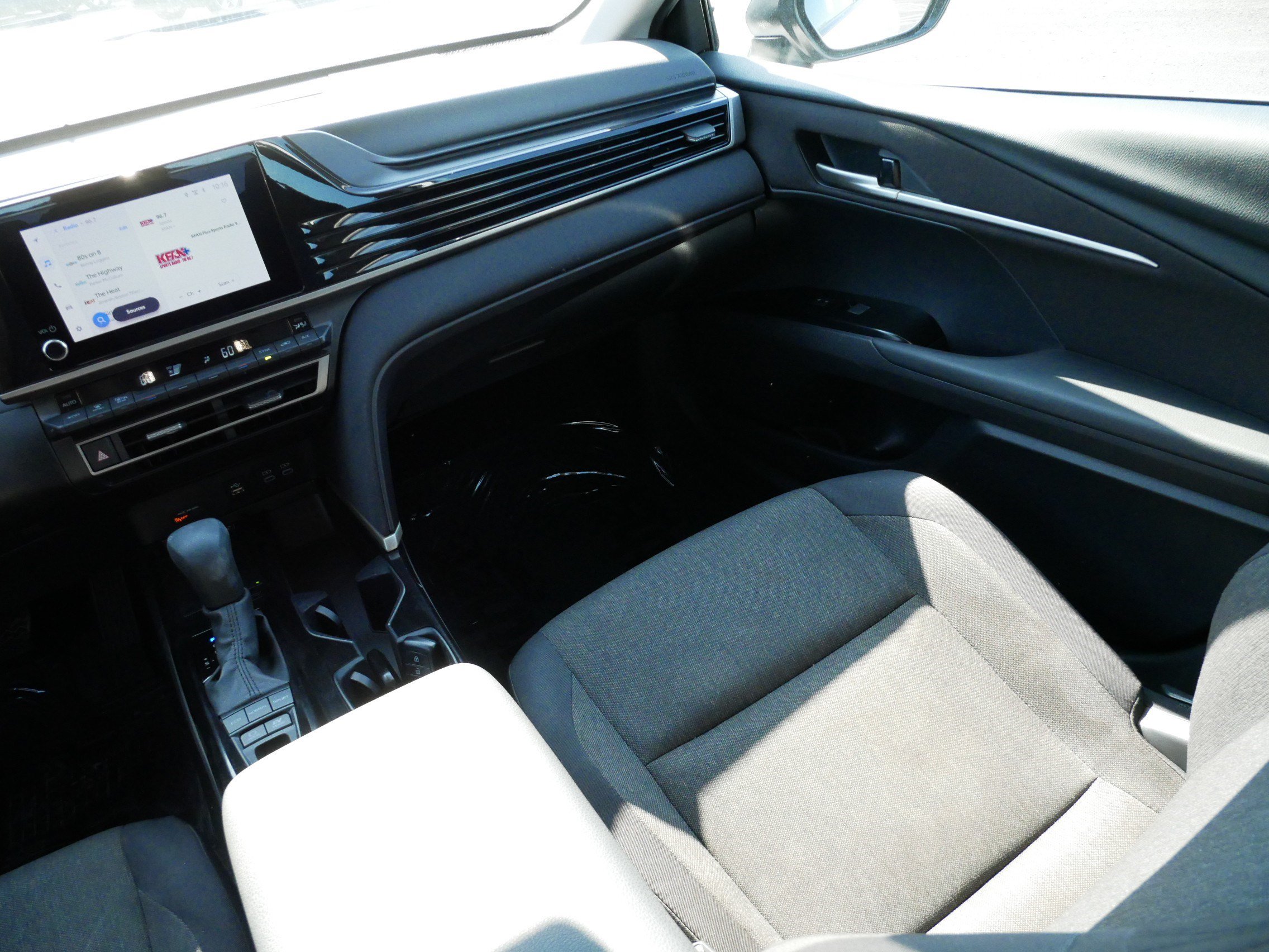 Certified 2025 Toyota Camry LE FWD image 11