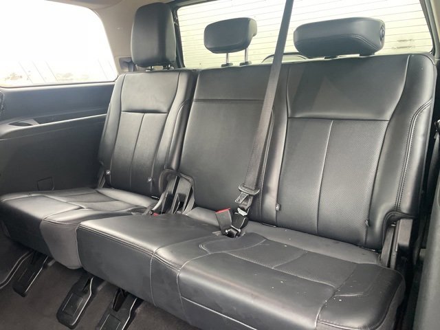 Used 2024 Ford Expedition XLT image 10
