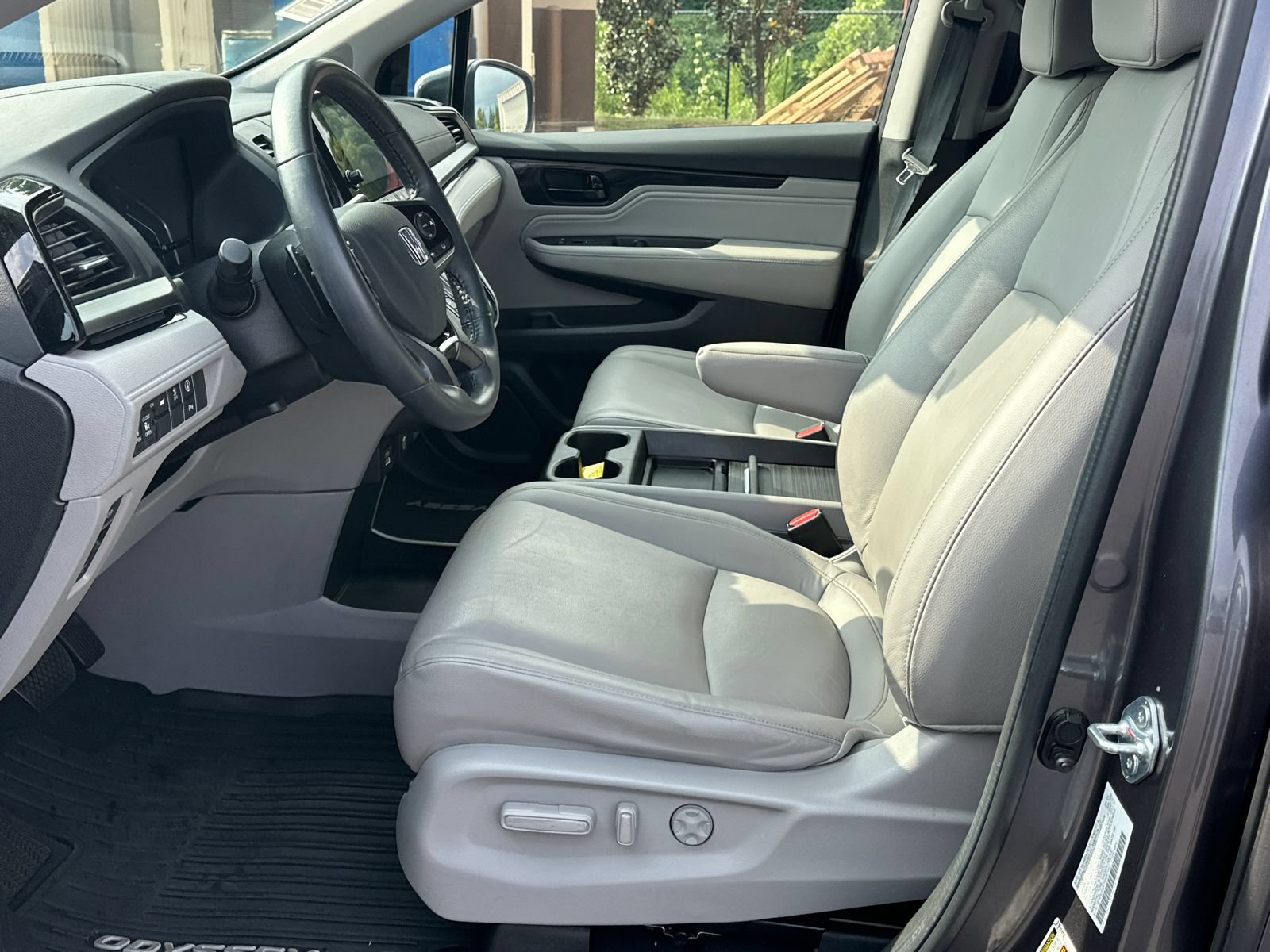 Used 2024 Honda Odyssey Touring image 11