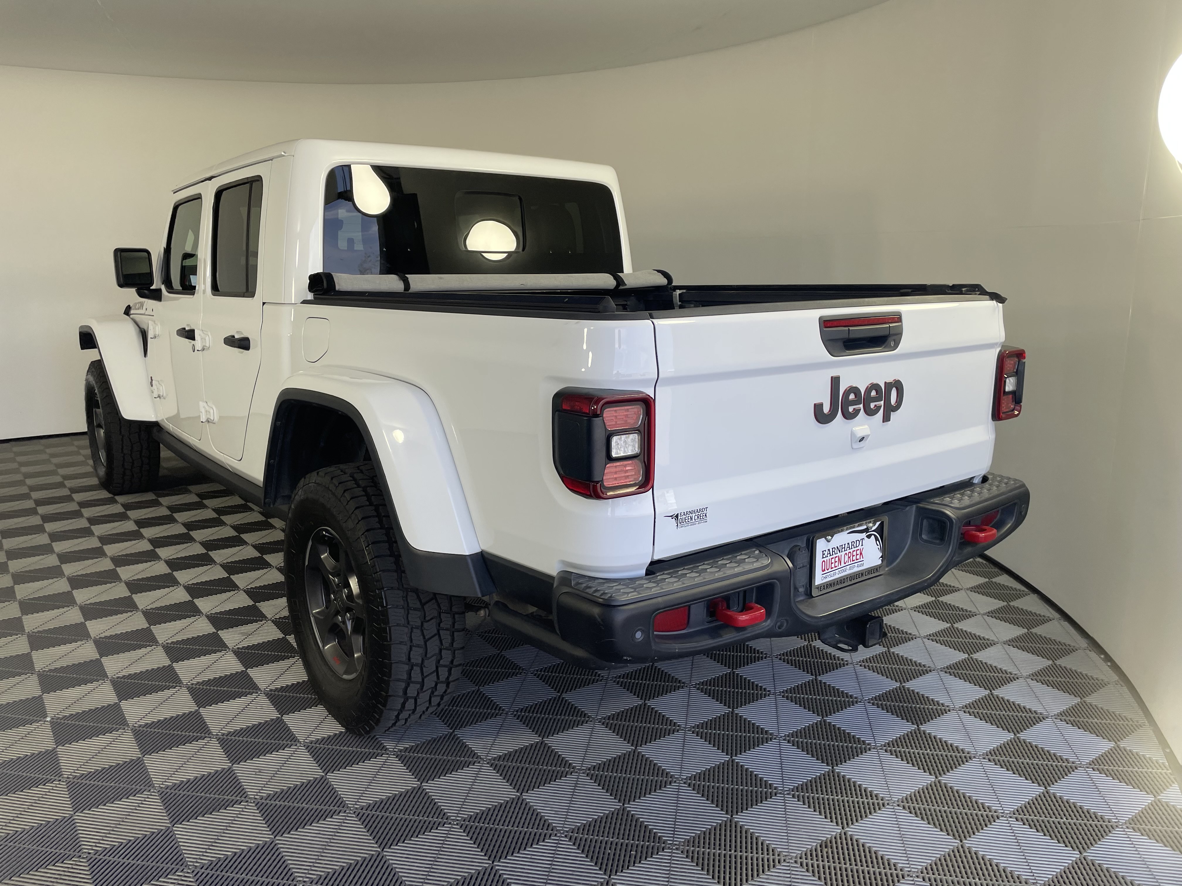 Used 2020 Jeep Gladiator Rubicon AWD/4WD image 3