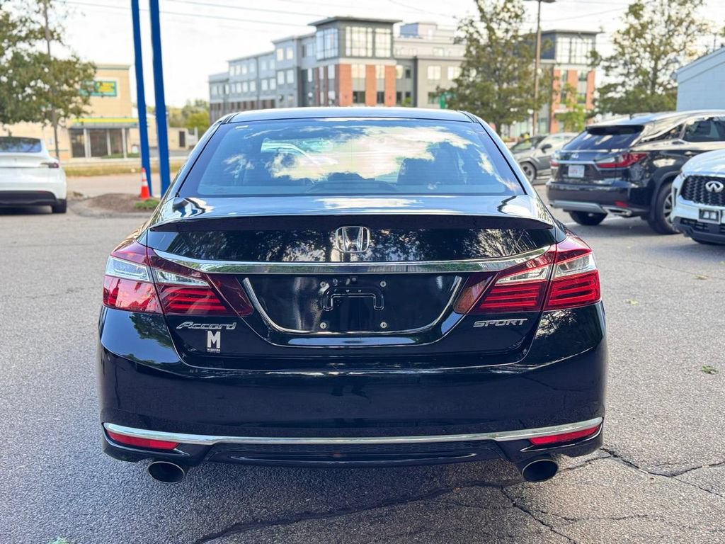Used 2016 Honda Accord Sport image 5