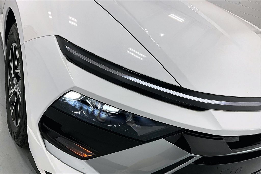 New 2026 Hyundai Sonata Blue FWD image 27