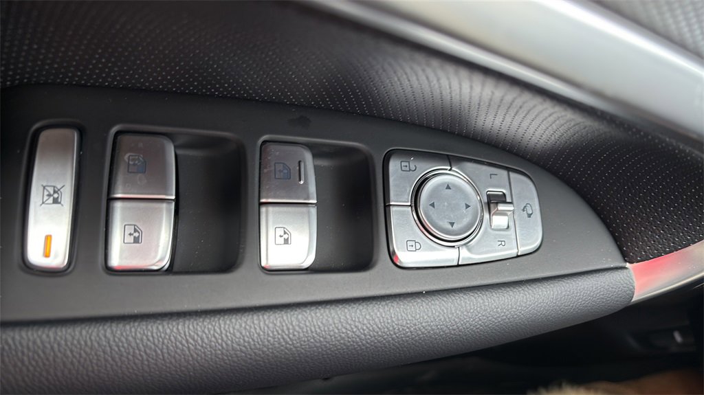 New 2026 Genesis G70 2.5T Prestige image 17