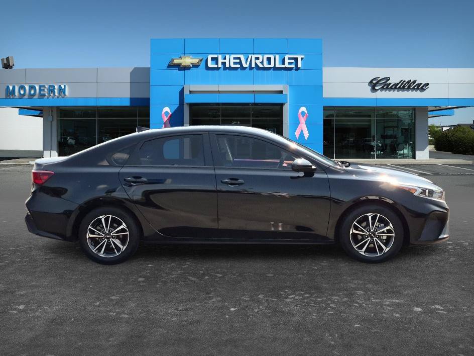 Used 2022 Kia Forte LXS FWD image 6