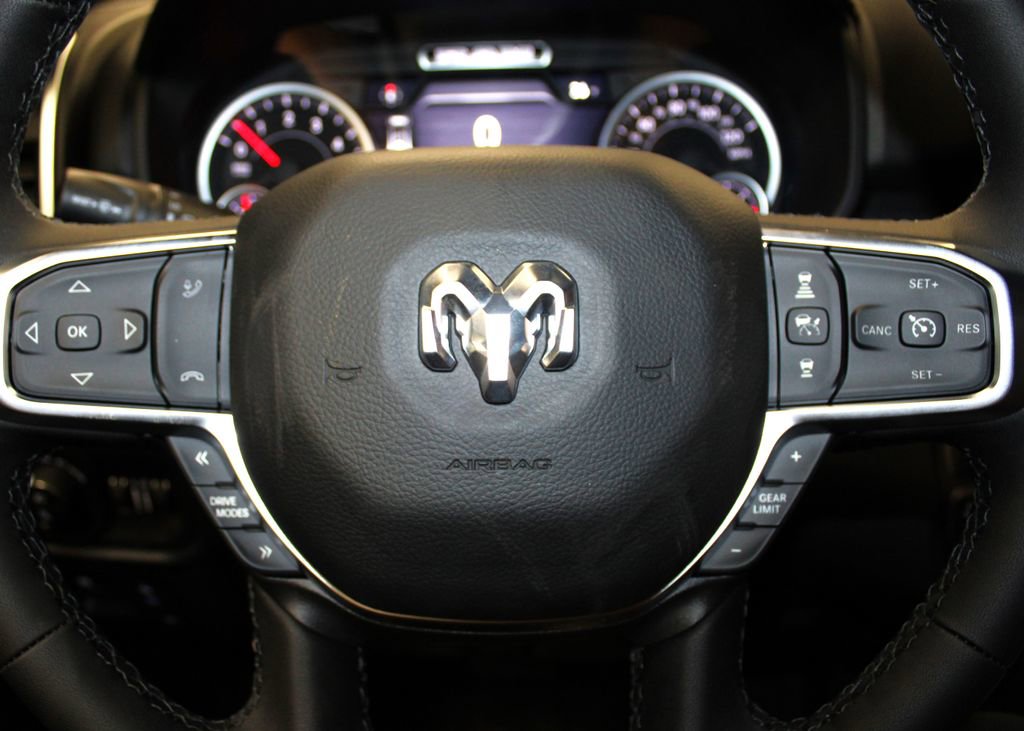 New 2026 RAM 1500 4x4 Crew Cab image 12