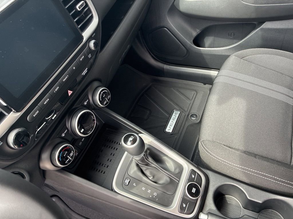 New 2026 Hyundai Venue SEL FWD image 22
