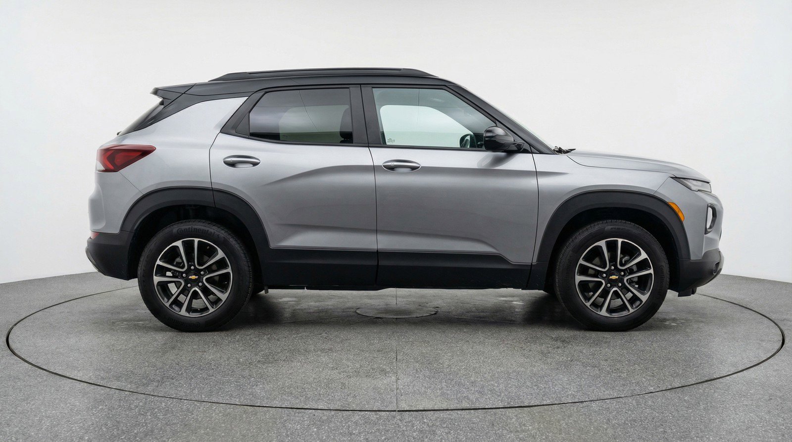 Used 2025 Chevrolet TrailBlazer LT image 11