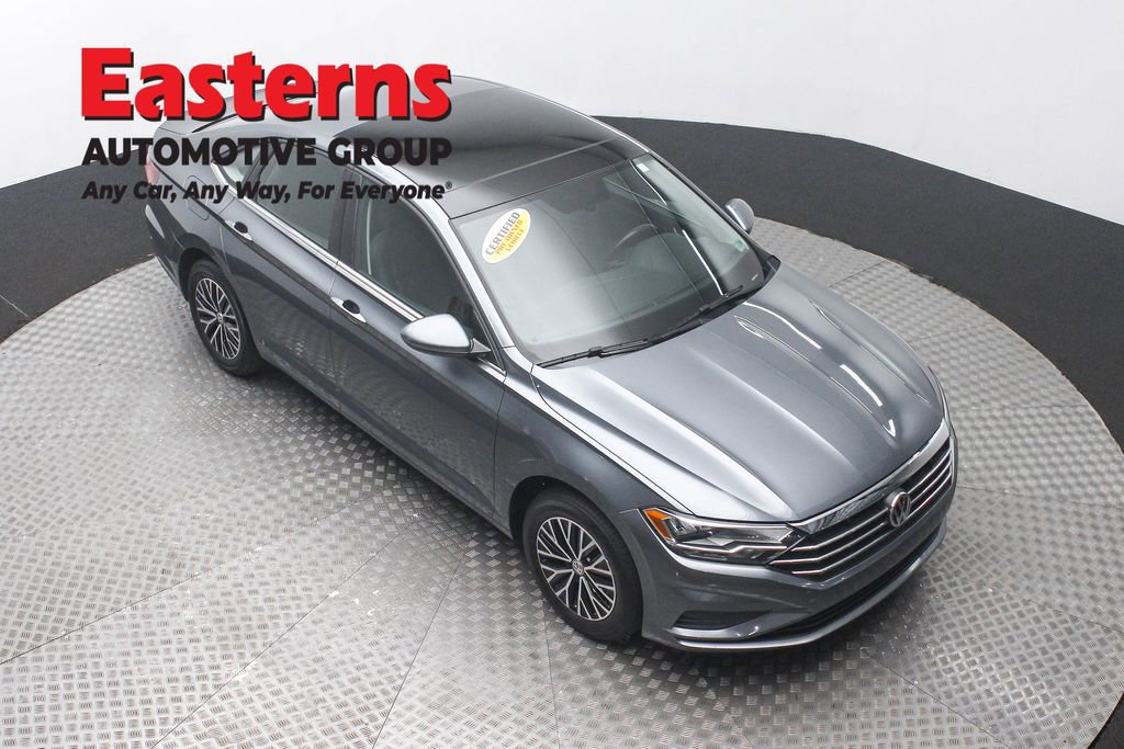 Used 2020 Volkswagen Jetta SE FWD image 3