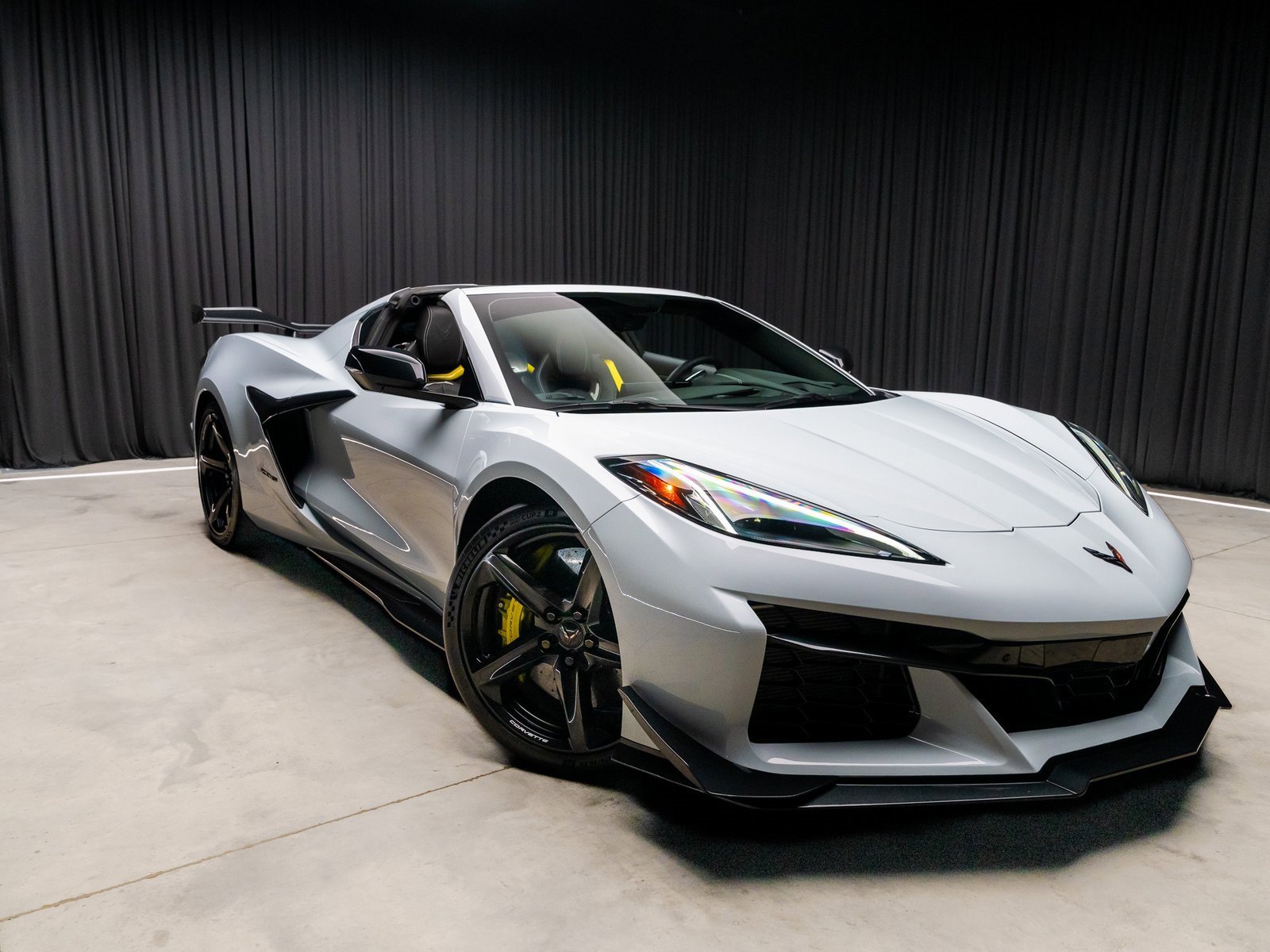 Used 2023 Chevrolet Corvette Z06 w/ Z07 Performance Package image 62