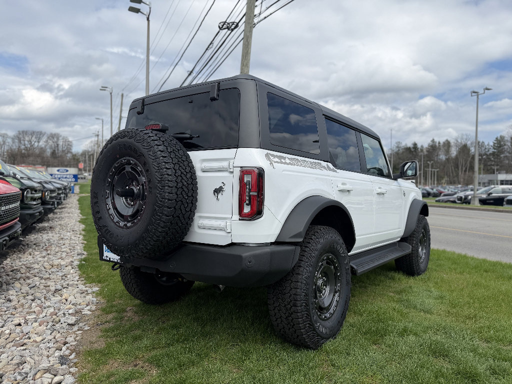 Used 2025 Ford Bronco Outer Banks w/ Sasquatch Package AWD/4WD image 7