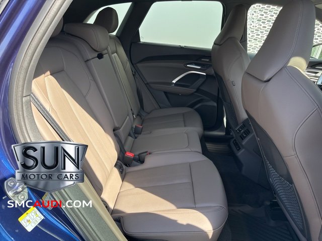 New 2025 Audi Q5 Prestige image 9