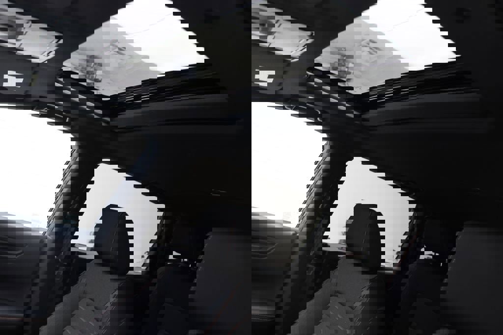 Used 2025 Honda CR-V Sport image 16