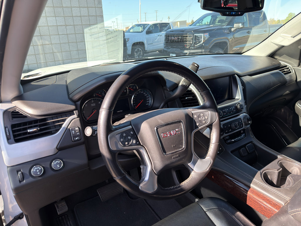 Used 2019 GMC Yukon XL SLT AWD/4WD image 7