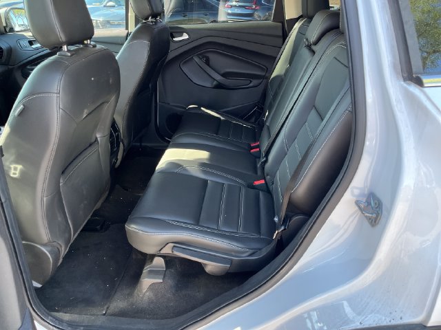 Used 2019 Ford Escape SEL FWD image 3
