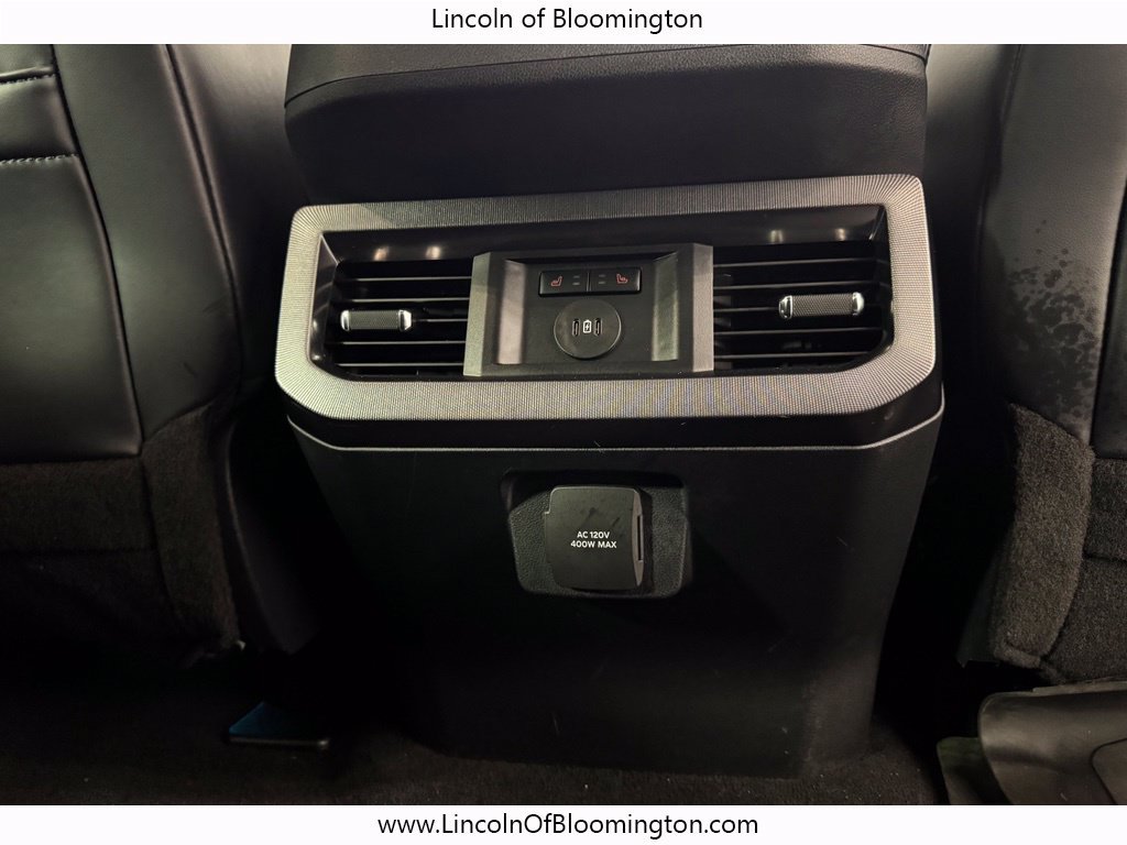 Used 2025 Ford F350 Platinum AWD/4WD image 14