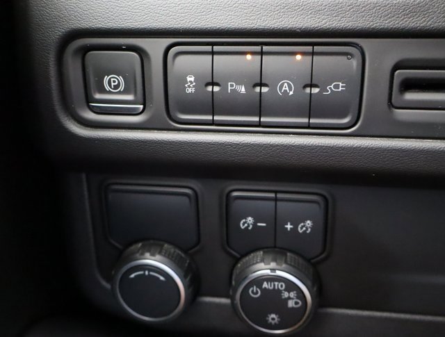 Used 2021 Chevrolet Suburban LT image 26