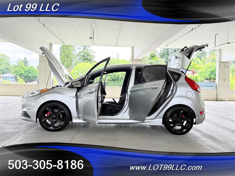 Used 2015 Ford Fiesta ST FWD image 18