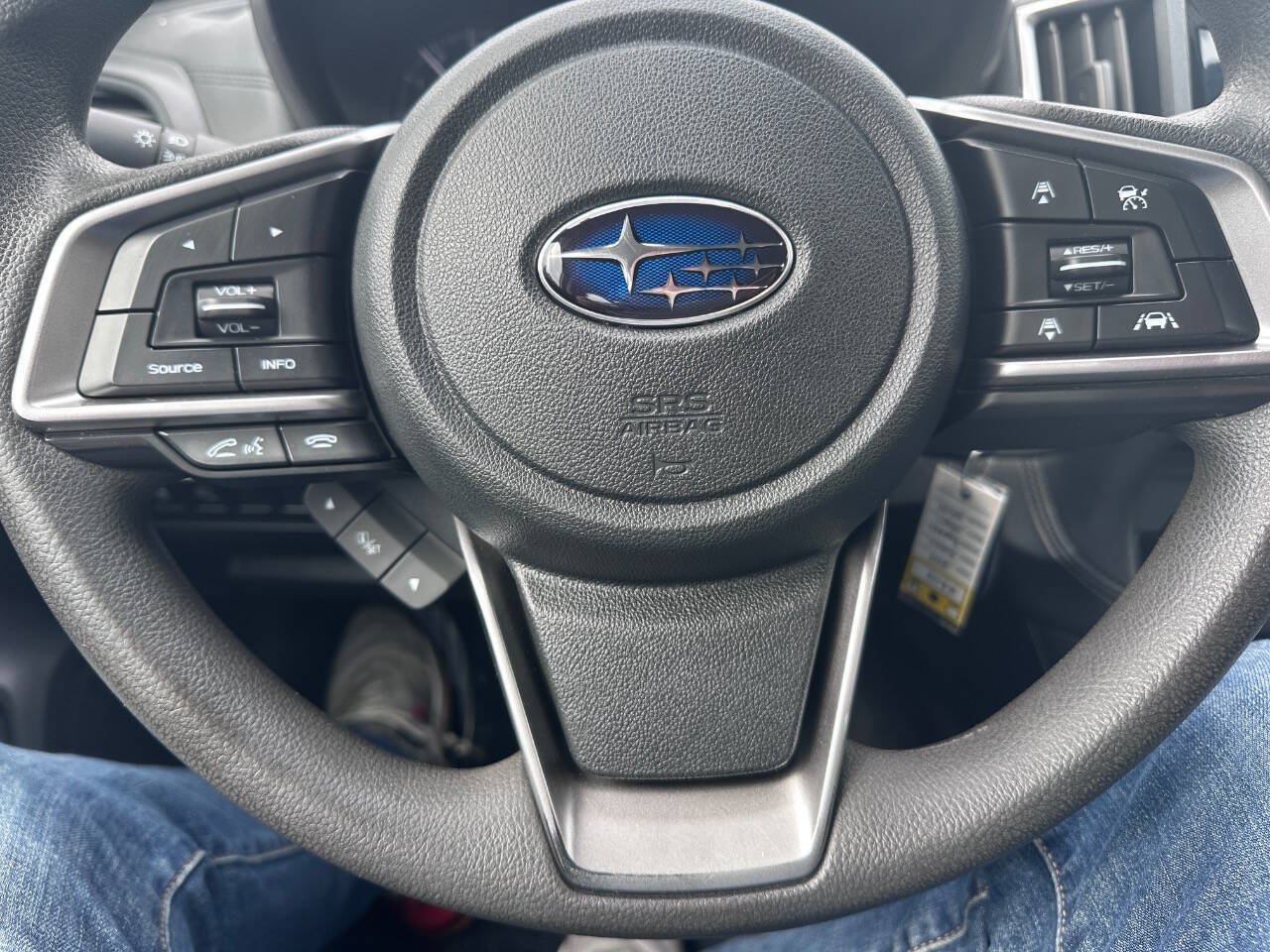 Used 2018 Subaru Impreza 2.0i Premium w/ Eyesight & BSD & Rcta AWD/4WD image 18