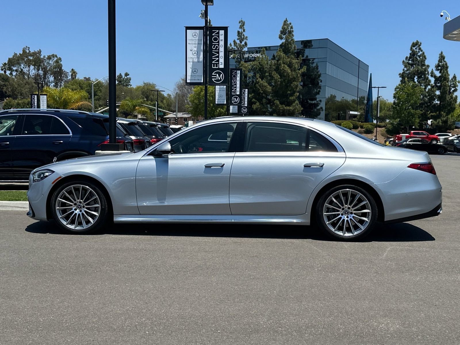 Certified 2022 Mercedes-Benz S 500 4MATIC image 7