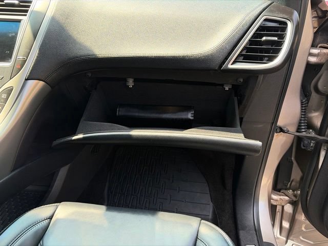Used 2018 Lincoln MKX Select w/ MKX Climate Package AWD/4WD image 11