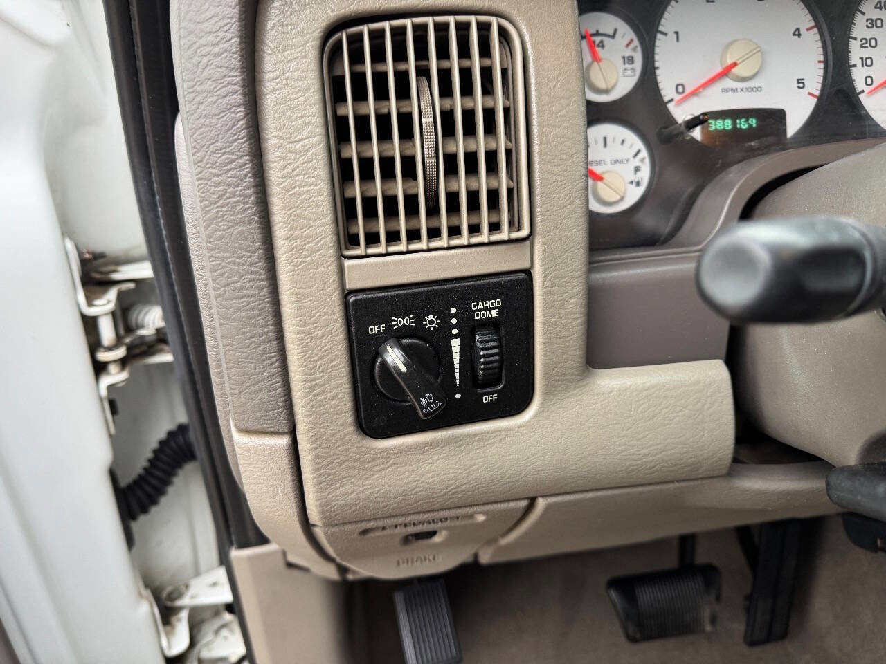 Used 2004 Dodge Ram 3500 Truck SLT image 13