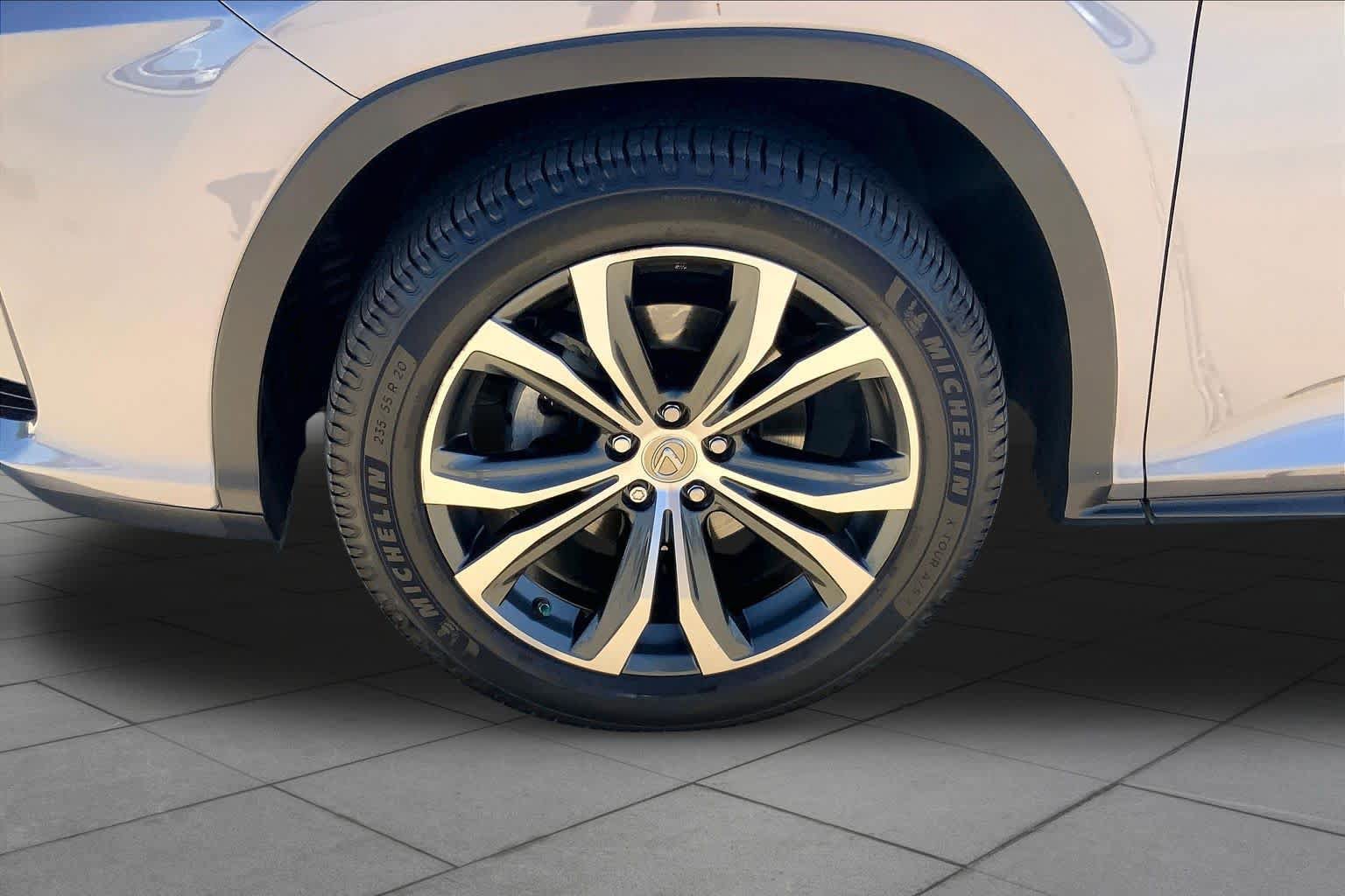 Used 2017 Lexus RX 350 FWD w/ Premium Package image 11