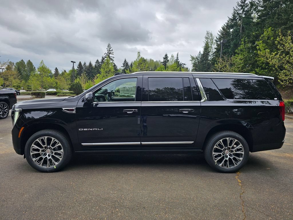 New 2026 GMC Yukon XL Denali w/ Sun & Power Step Package AWD/4WD image 2