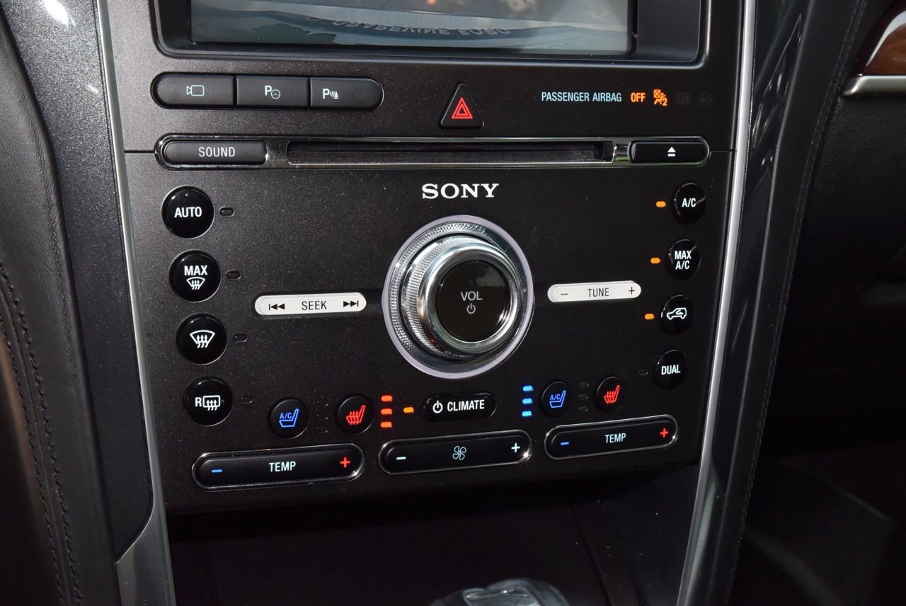 Used 2017 Ford Explorer Platinum AWD/4WD image 27