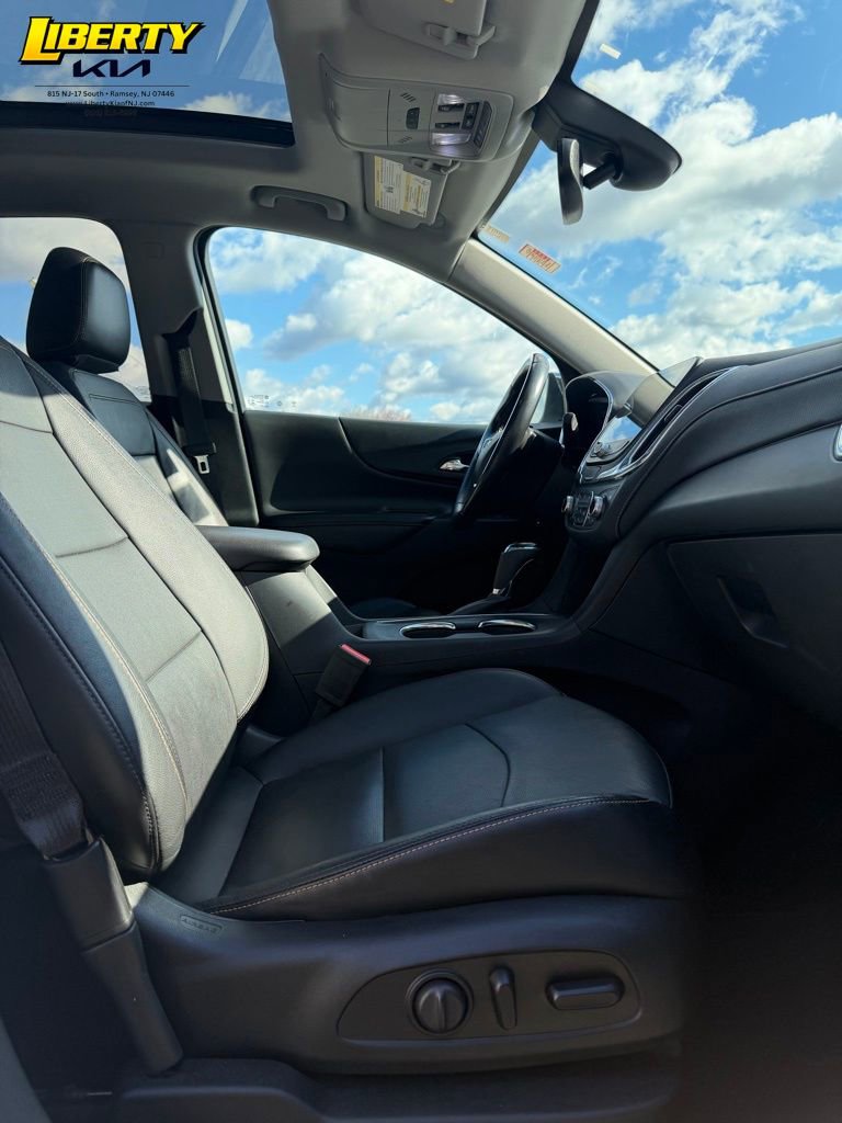 Used 2021 Chevrolet Equinox Premier AWD/4WD image 9