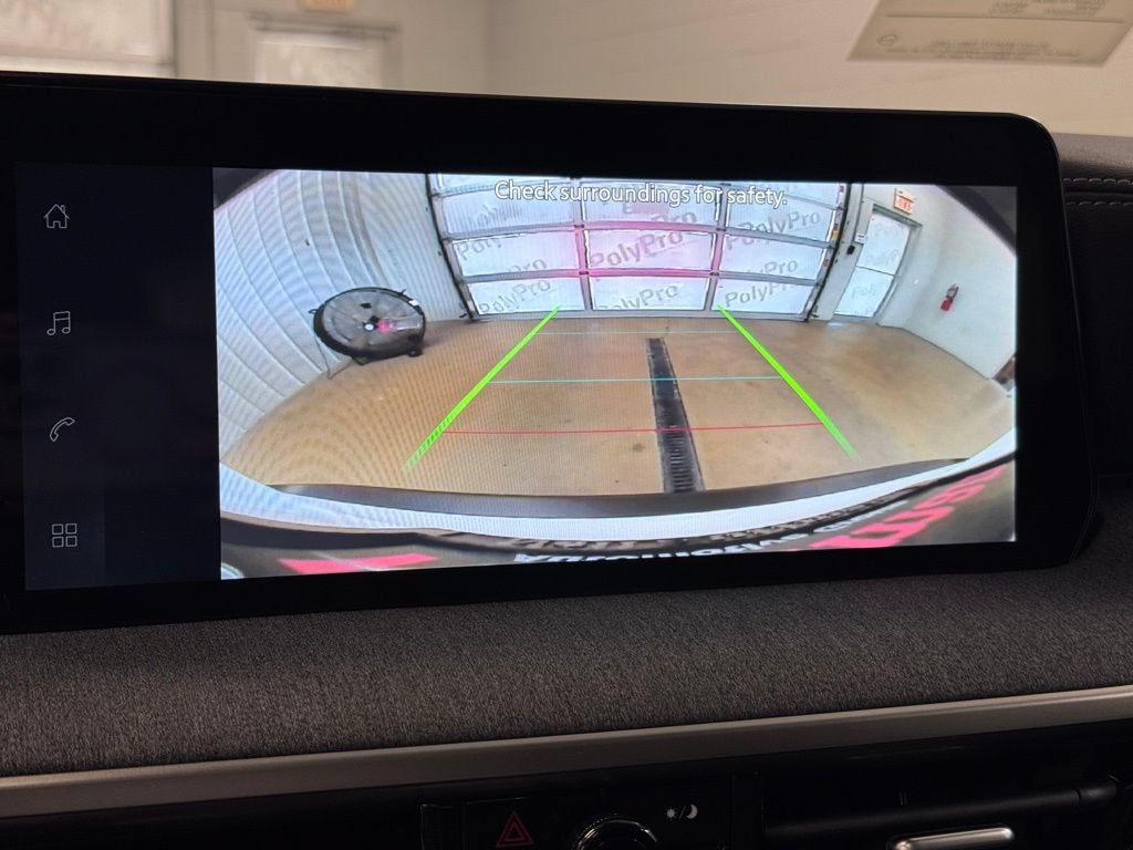 Certified 2026 Nissan Kicks SV w/ SV Premium Package AWD/4WD image 38